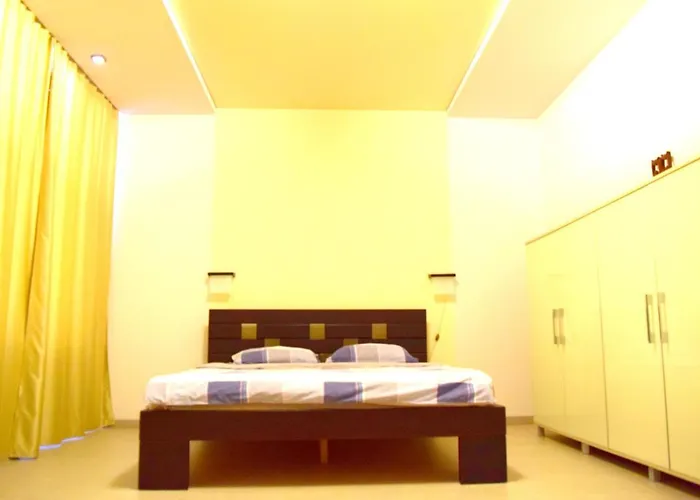Apartment Arkadiya, Three Bedrooms!