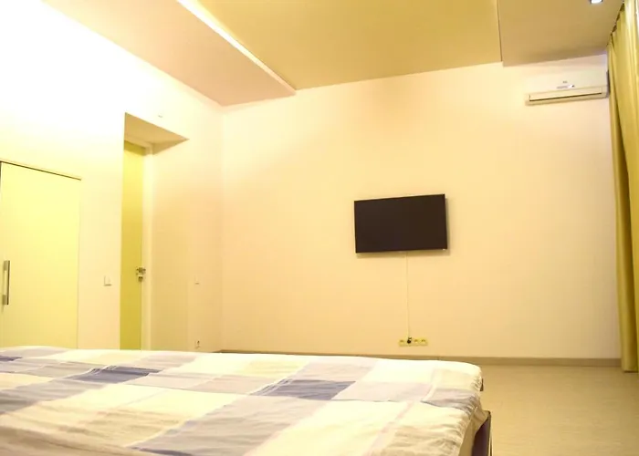 Apartment Arkadiya, Three Bedrooms!