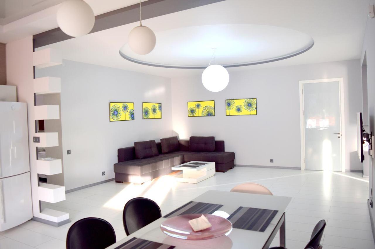 Arkadiya, Three Bedrooms! Odesa